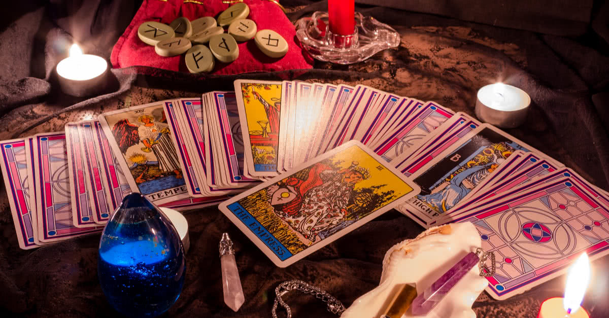 Jak działa Tarot